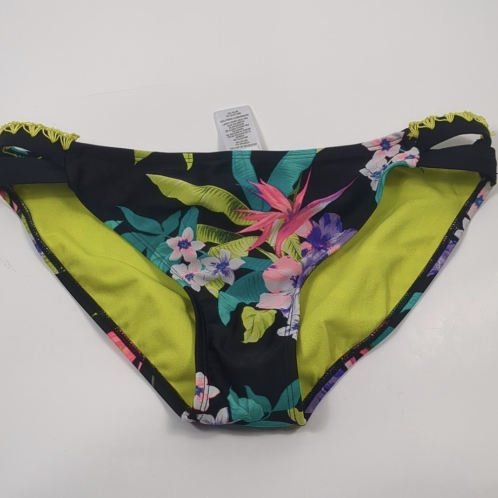 Malibu Design Group Bikini Bottom Size 16